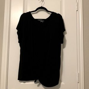 Black round-neck T-shirt